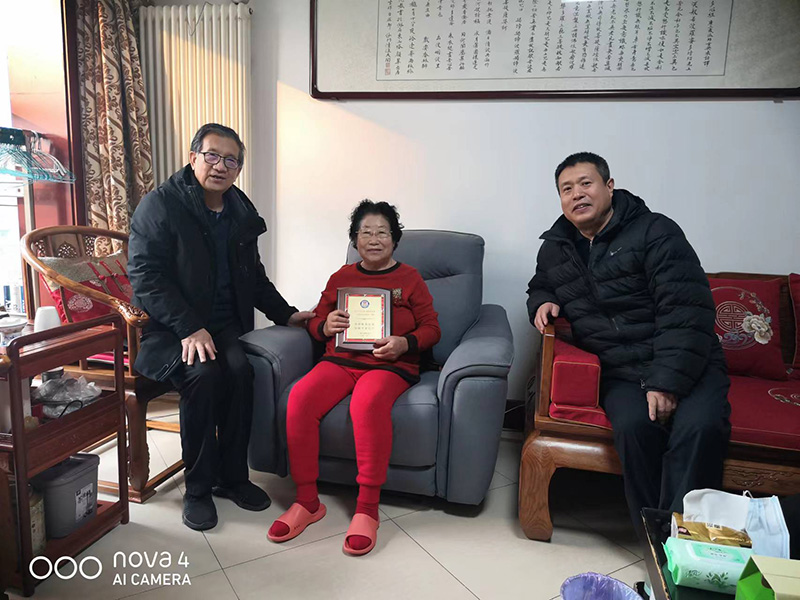 李凤兰.jpg